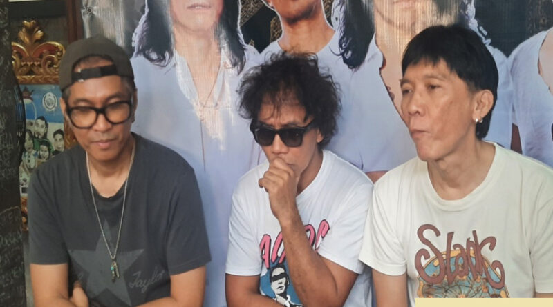 bunda iffet dirawat di rumah sakit bimbim slank mohon doa