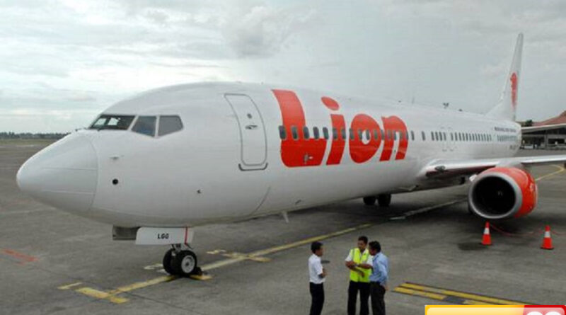 cuaca buruk 3 pesawat lion air batik air tujuan soekarna hatta dialihkan ke kertajati