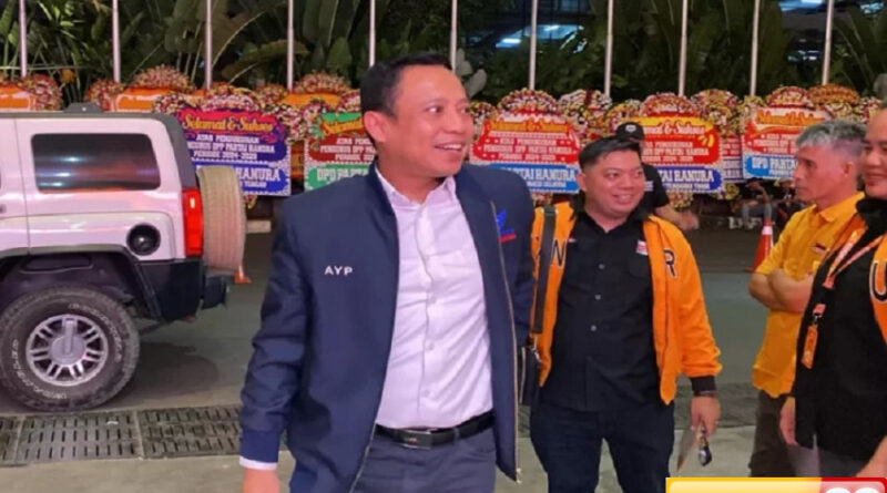 hadiri pelantikan pengurus partai hanura sekjen perindo kita punya dna yang sama