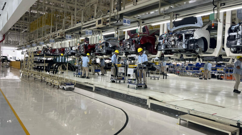 industri otomotif as desak trump cabut tarif impor kendaraan 25