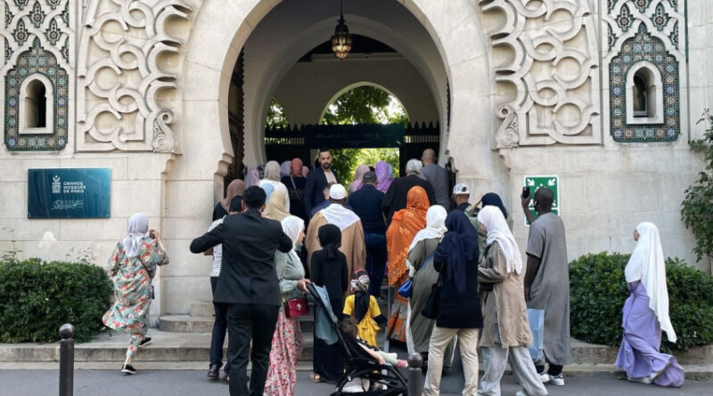 jemaah masjid di prancis ditikam puluhan kali polisi buru tersangka