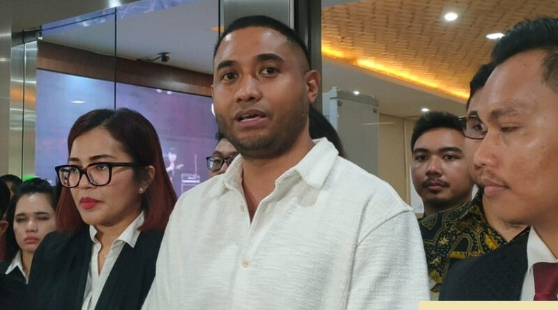 laporkan ahmad dhani ke bareskrim rayen pono bawa 3 bukti