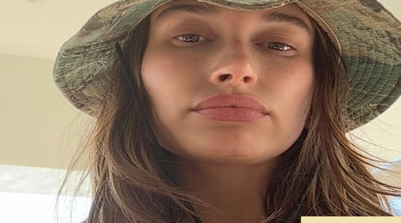 profil hailey baldwin istri justin bieber yang ternyata menderita kista ovarium