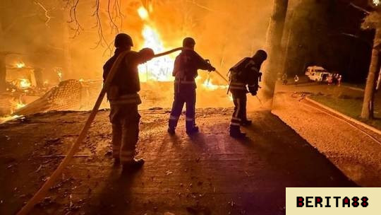 rusia gelar serangan udara besar besaran di seluruh ukraina