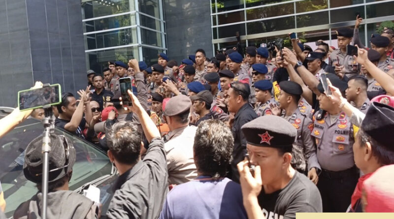 sidang hasto kristiyanto di pengadilan tipikor kembali ricuh