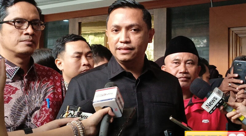 tim hukum hasto minta jaksa buka cctv ruangan merokok kantor kpk untuk buktikan klaim wahyu