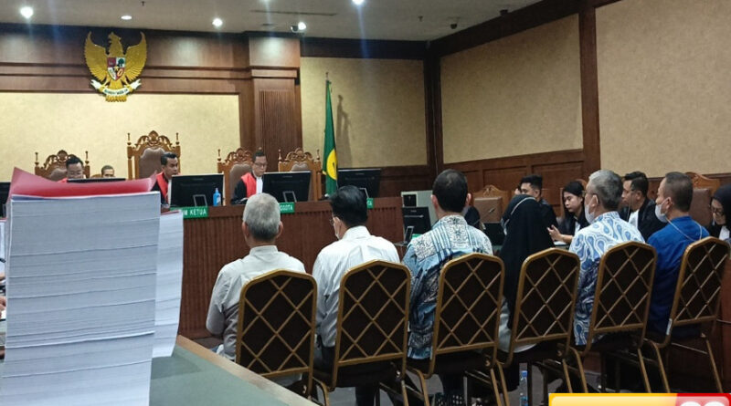 6 eks pejabat pt antam dituntut 9 tahun penjara terkait kasus cap emas antam ilegal