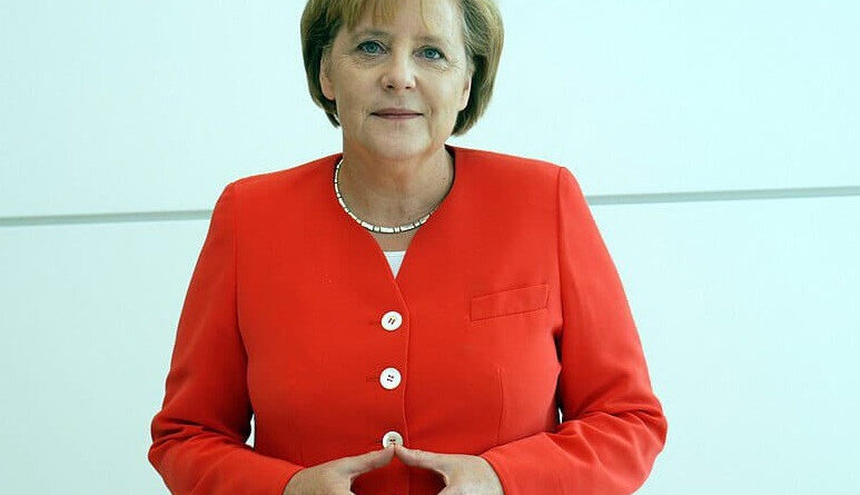 angela merkel eropa akan hancur