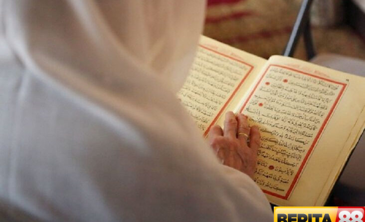 apa saja surat yang dianjurkan dibaca saat malam jumat