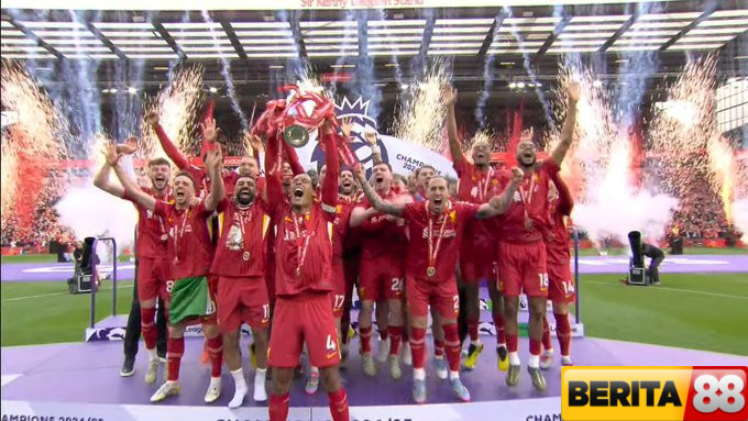 hasil liga inggris liverpool angkat trofi chelsea lolos ke liga champions