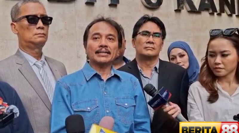 ijazah jokowi dinyatakan asli oleh bareskrim bagaimana nasib roy suryo cs