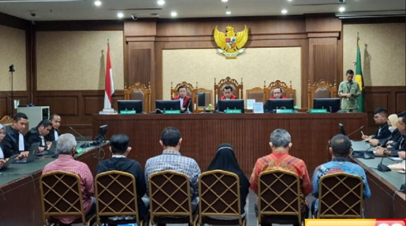 kasus cap emas ilegal 6 mantan pejabat antam divonis 8 tahun penjara