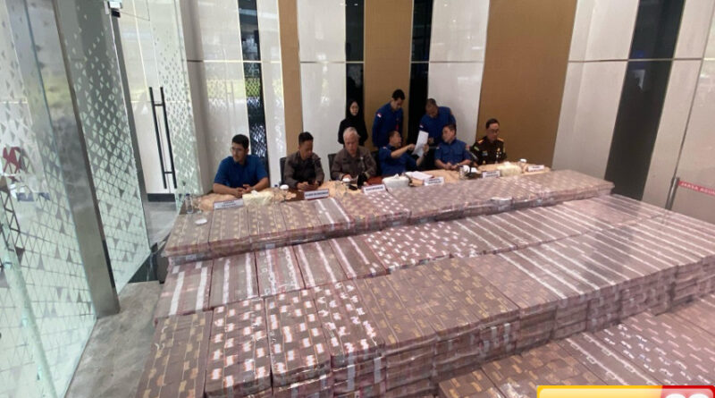 kejagung pamerkan uang sitaan rp479 miliar terkait kasus tppu duta palma