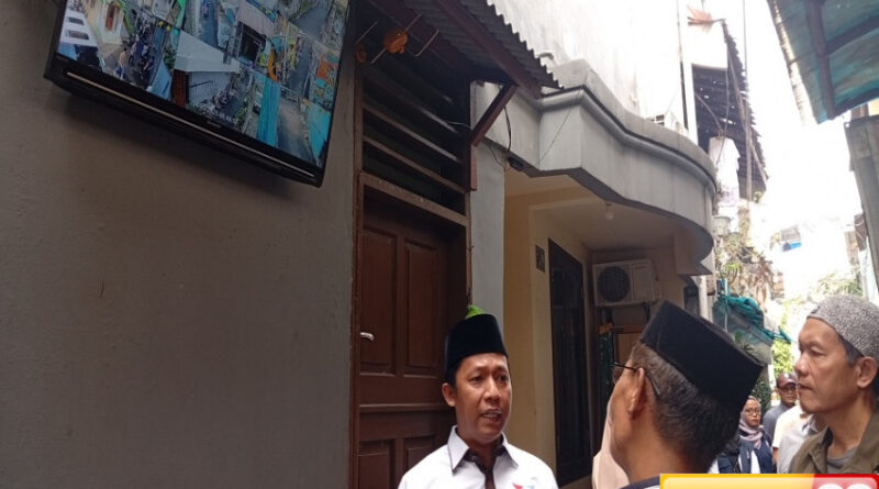 ketua rt 11 rawa buaya bantuan anggota dprd jakarta dari perindo sangat bermanfaat