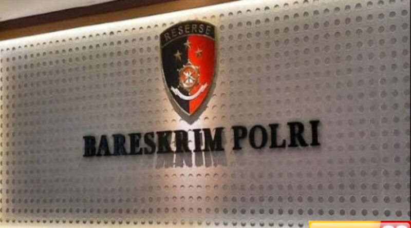 mahasiswi itb pengunggah meme prabowo jokowi ditahan di bareskrim