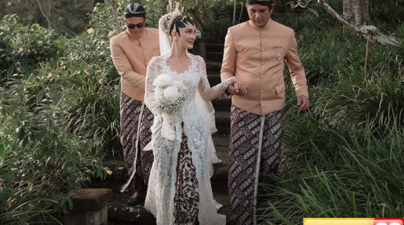 pesan kakak agar luna maya segera punya anak jaga kesehatan
