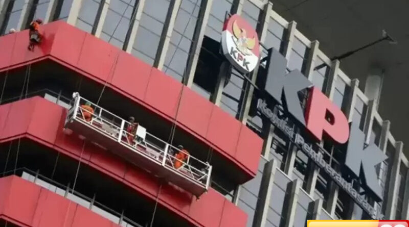 rumah robert bonosusatya digeledah kpk terkait kasus rita widyasari