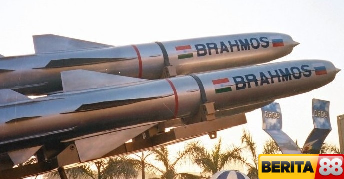 serangan pakistan hancurkan gudang rudal brahmos kebanggaan india