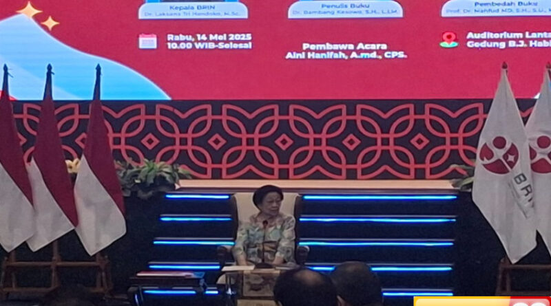 singgung polemik ijazah jokowi megawati kalau betul ya sudah kasih saja