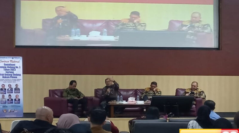 soal uu kuhp baru peradi penyelesaian perkara di luar sidang hingga lindungi hukum adat