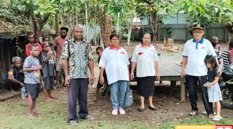 turun langsung anggota dprk nabire dari partai perindo musa mallisa sambangi korban kebakaran