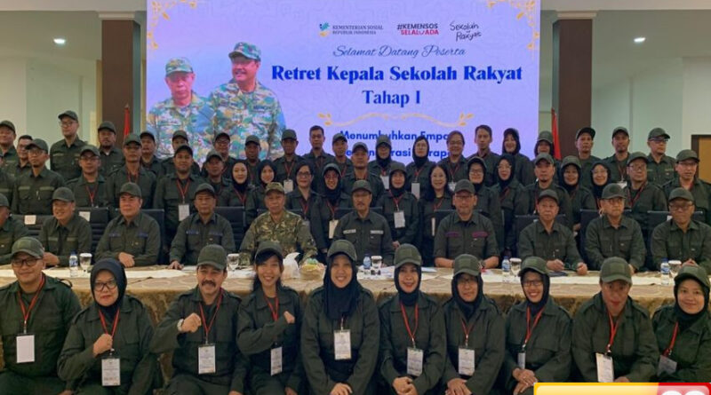 53 kepala sekolah rakyat ikut retreat kompak kenakan seragam pdl