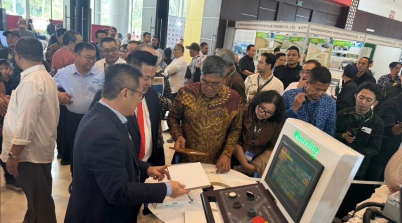 indowood expo 2025 di surabaya hadirkan inovasi perkayuan dan teknologi woodworking terkini