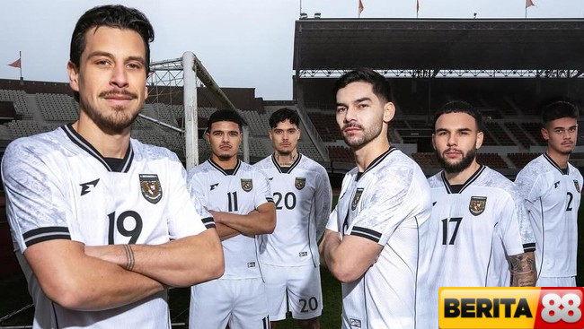 jepang vs indonesia menanti tuah jersey putih anyar skuad garuda