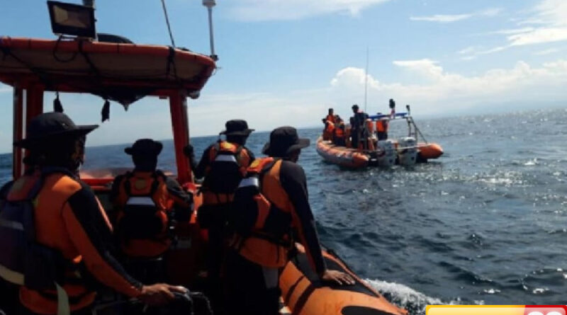 kapal asia mulia tenggelam di perairan bantaeng nahkoda dan 2 abk hilang