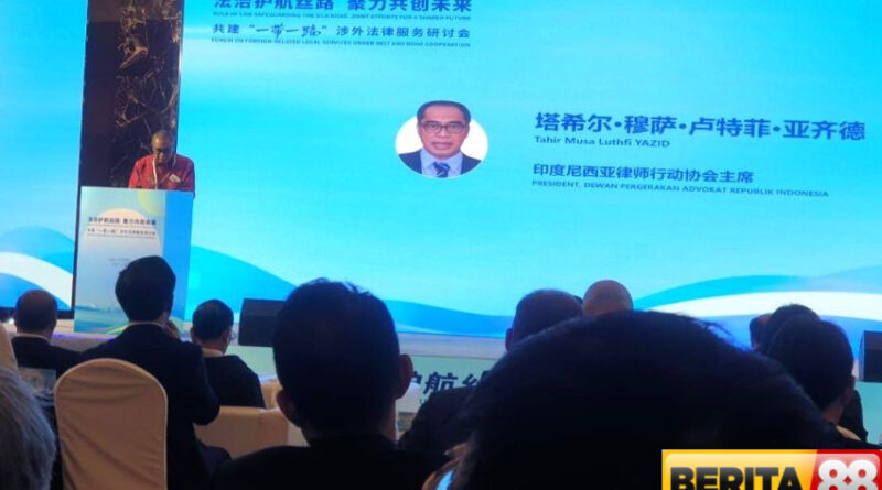 luthfi yazid jadi pembicara di china tekankan pentingnya kerja sama internasional antarorganisasi advokat