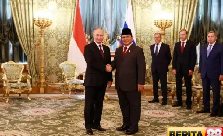 prabowo diundang khusus putin seskab teddy indonesia semakin dipandang di mata dunia