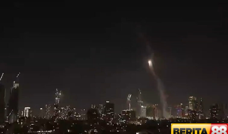 rakyat israel tak bisa tidur nyenyak sirene selalu berbunyi sepanjang malam