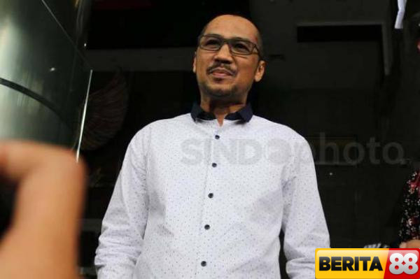 12 terlapor dalam kasus tudingan ijazah palsu jokowi ada nama abraham samad