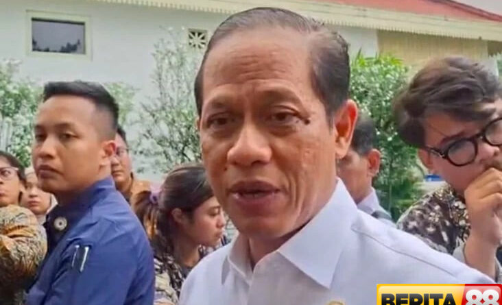 atasi darurat sampah nasional melalui waste crisis center 2