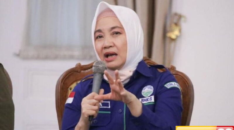 cuaca ekstrem bmkg minta transportasi darat laut dan udara waspada