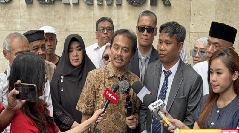 dicecar 85 pertanyaan soal laporan ijazah jokowi roy suryo nggak saya jawab