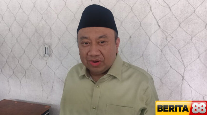 evaluasi spmb 2025 komisi x dpr panggil mendikdasmen pekan depan