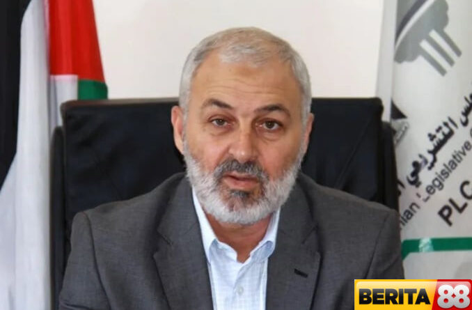 israel bunuh pejabat palestina terpilih faraj al ghoul dalam serangan udara di gaza