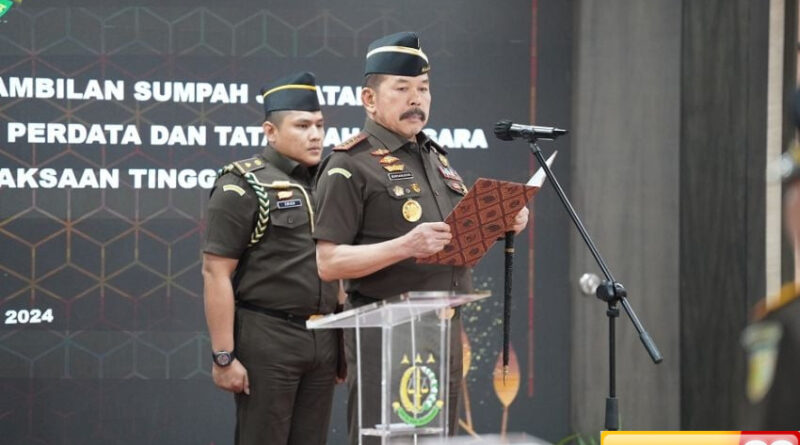 jaksa agung tunjuk 13 direktur dan 4 kepala pusat baru ini daftar lengkapnya