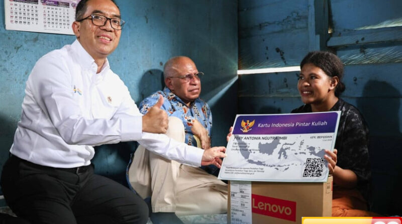 mendikti kunjungi rumah penerima kip kuliah di merauke kisah feby menyentuh hati