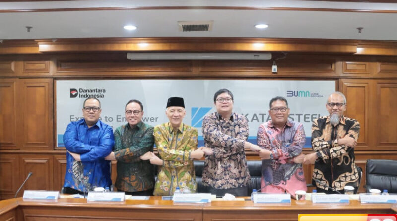 perkuat kerja sama strategis krakatau steel siap ekspor 10000 ton baja ke as