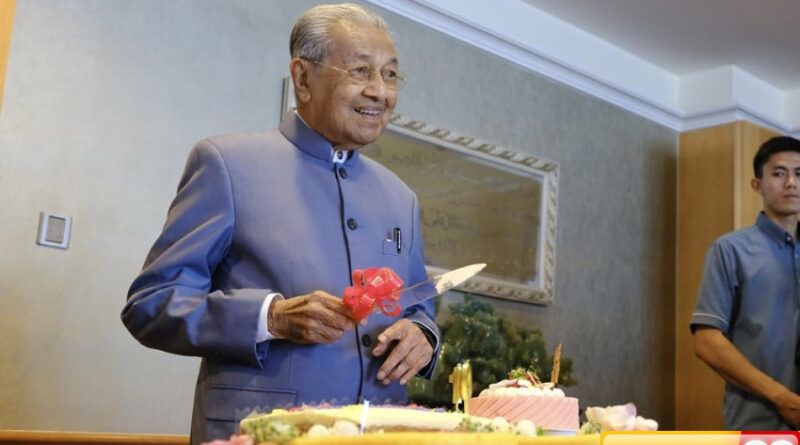 rayakan ulang tahun ke 100 mahathir peradaban modern runtuh