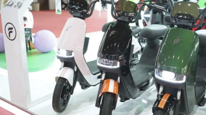 sasar keluarga muda ofero hadirkan motor listrik mulai rp3 juta