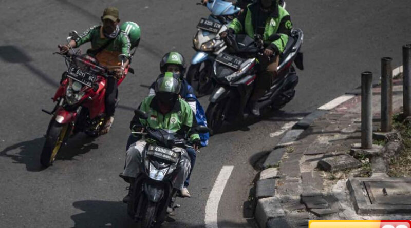 siap siap tarif ojek online bakal naik 15