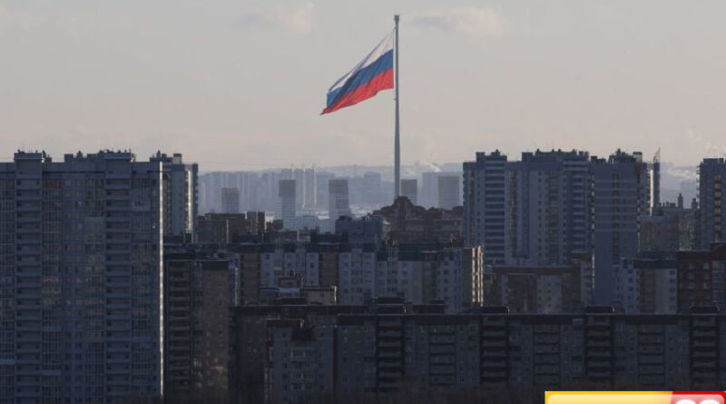 situasi makin pelik ajudan putin keluarkan peringatan soal ekonomi rusia