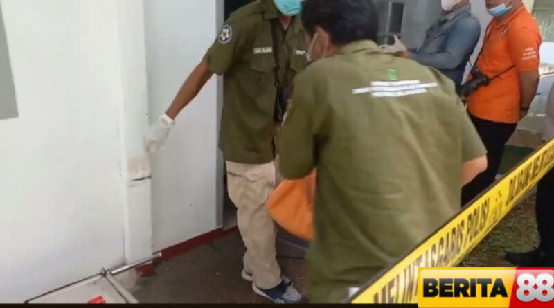 usut kematian diplomat kemlu di menteng polisi periksa cctv