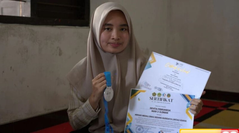 kisah devita anak sopir truk yang lolos ugm dengan subsidi ukt penuh