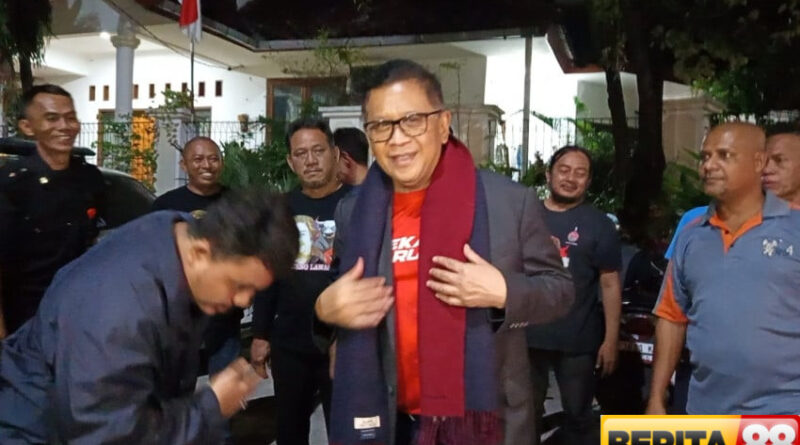 momen hasto kristiyanto pulang ke rumah usai bebas dari rutan kpk
